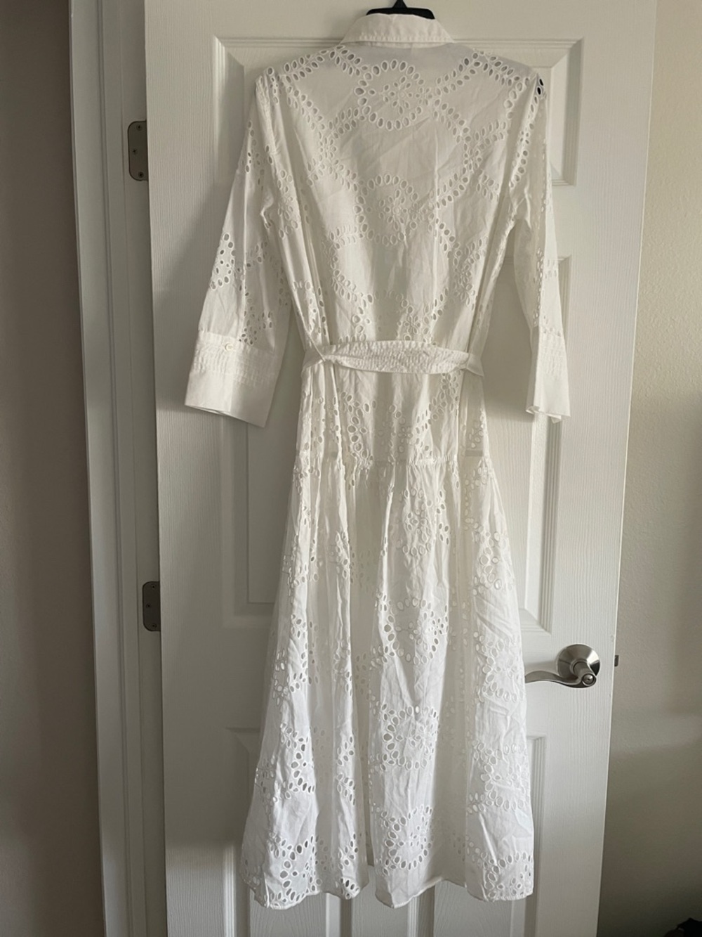 ZARA WHITE EYELET DRESS - Picture 3 of 3